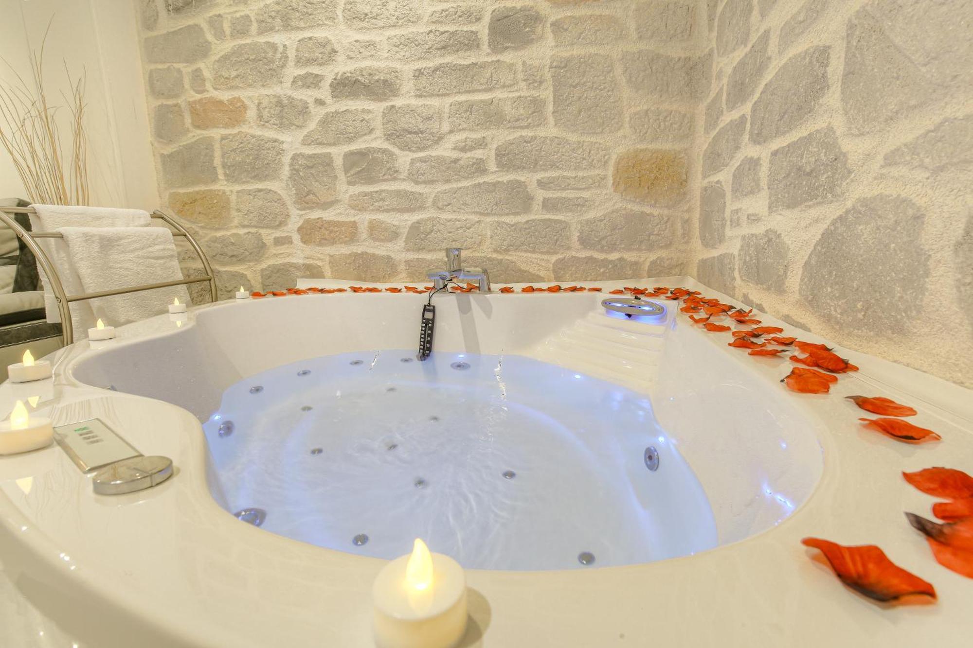 La Suite Neuvilloise Neuville-sur-Saône 外观 照片