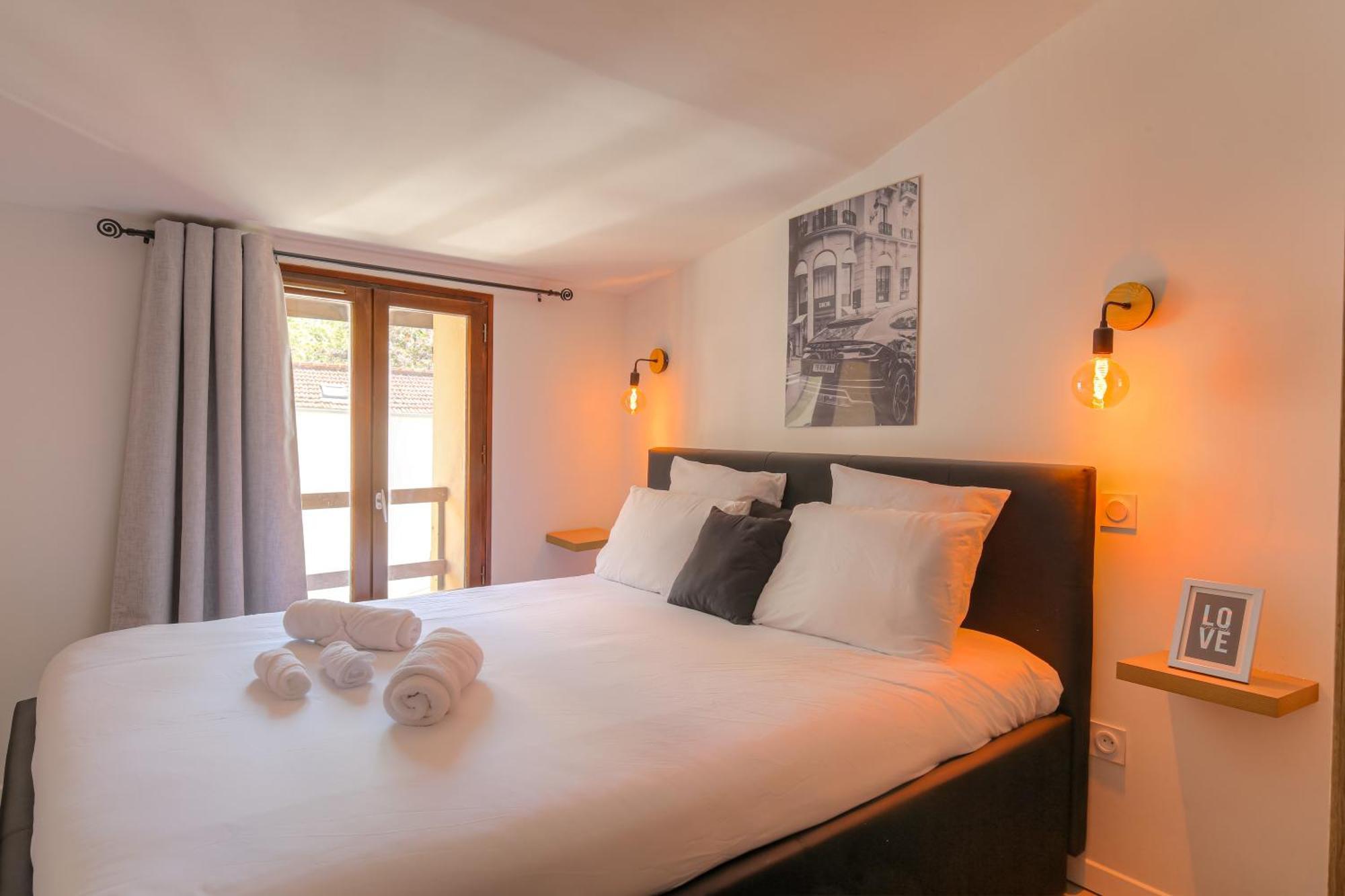 La Suite Neuvilloise Neuville-sur-Saône 外观 照片