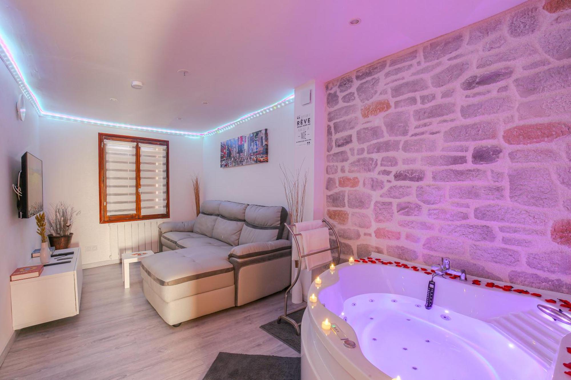 La Suite Neuvilloise Neuville-sur-Saône 外观 照片